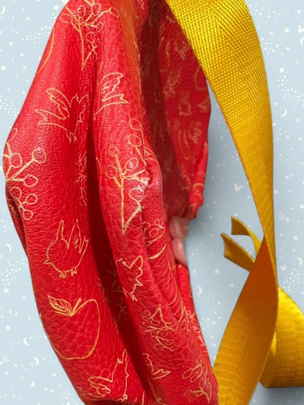 Buckle Down Disney Snow White red and gold crossbody bag - Picture 3 of 5